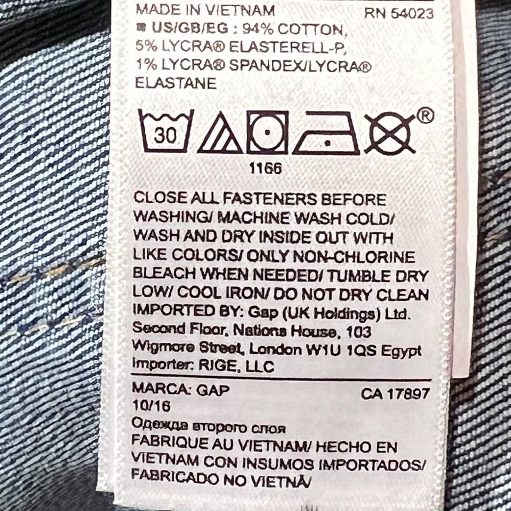 NWT GAP Girls Midi Denim Shorts Sz 16 Medium Wash Rips #533561 - Picture 6 of 6